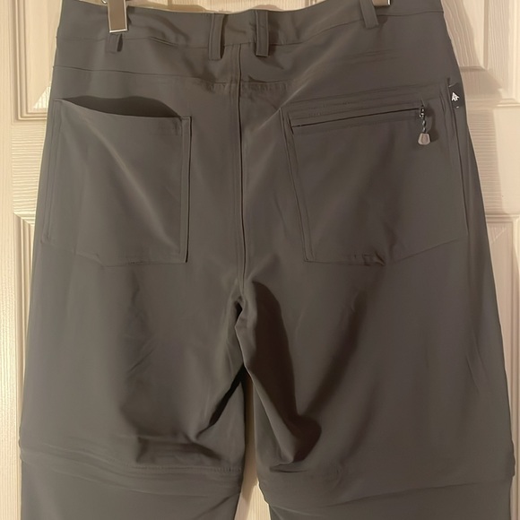 🩶WOODS True Morth Strong women’s Size 10 conversion pants - Picture 4 of 5